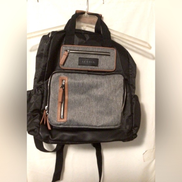 Carry all for all baby needs PAPAGO  backpack by J.J.Cole. main image 10